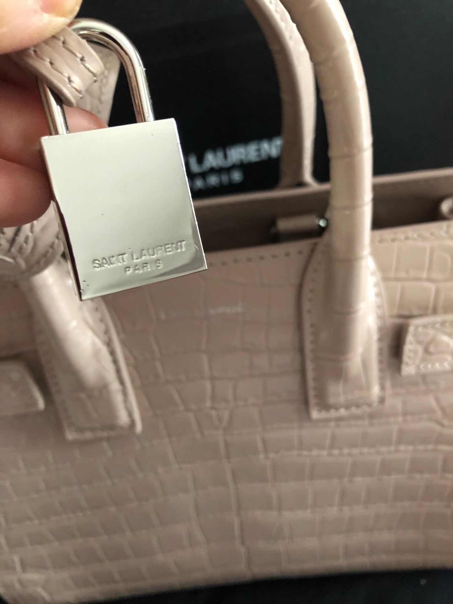 Sac De Jour Embossed