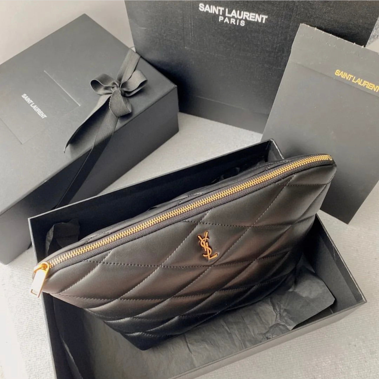 Sade Pouch