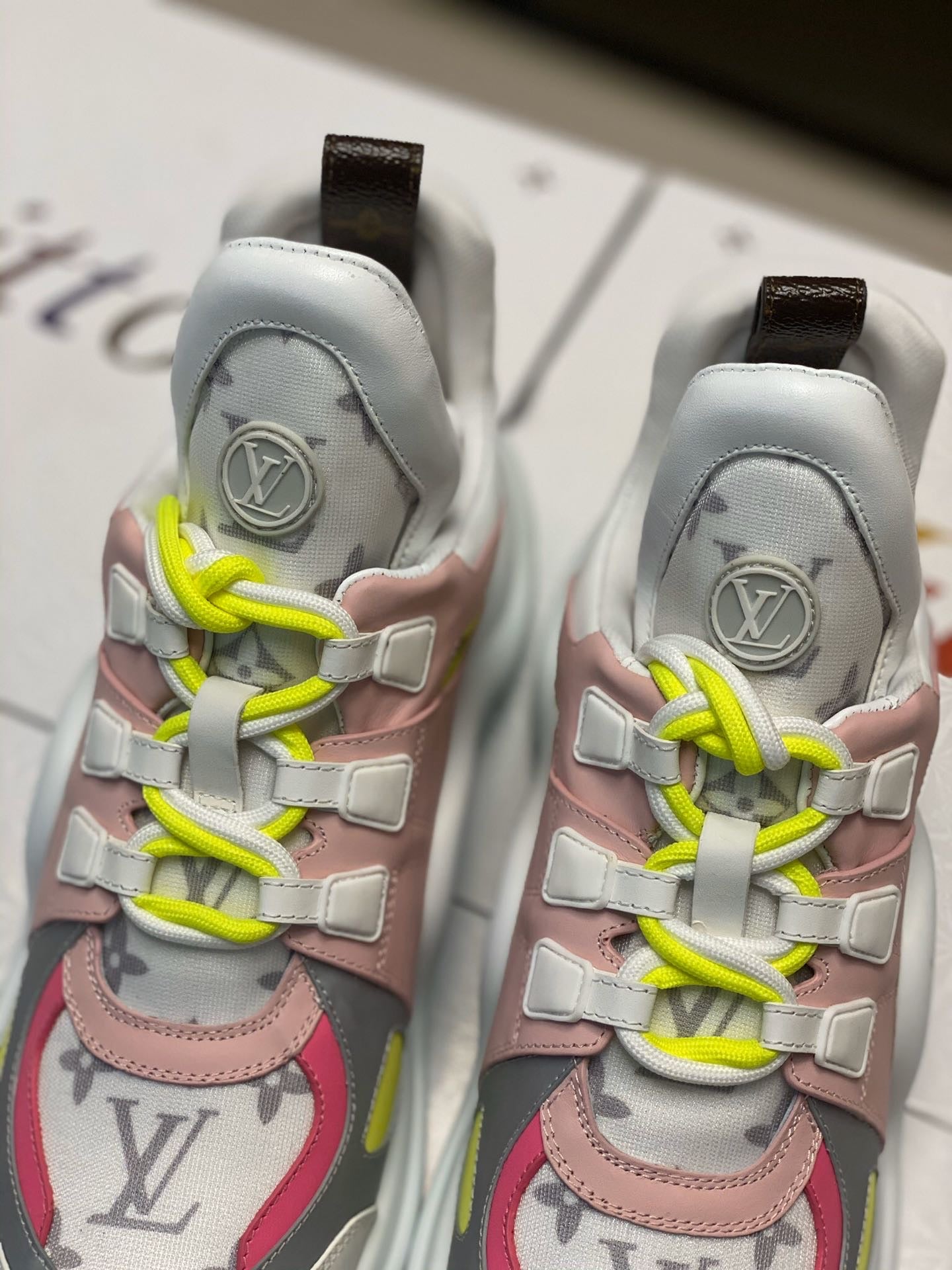 Archlight Sneaker