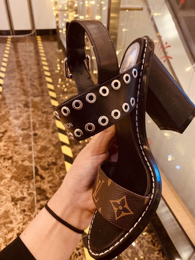 Passenger Sandals