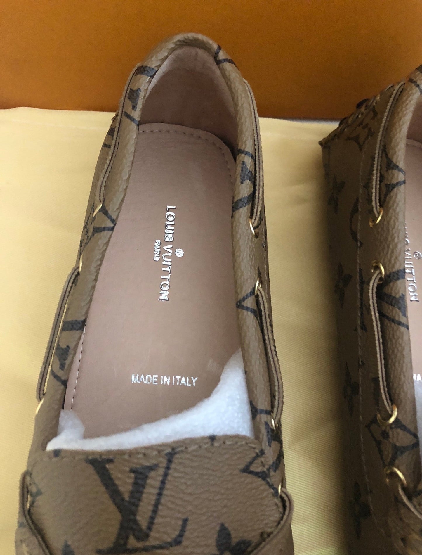 Gloria Loafers