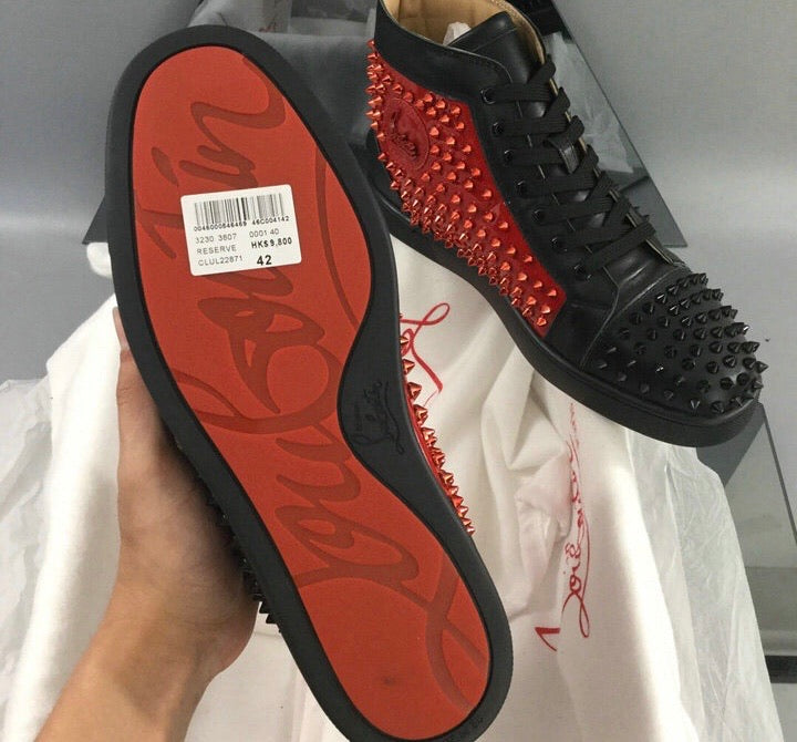 Louis Spikes Womens