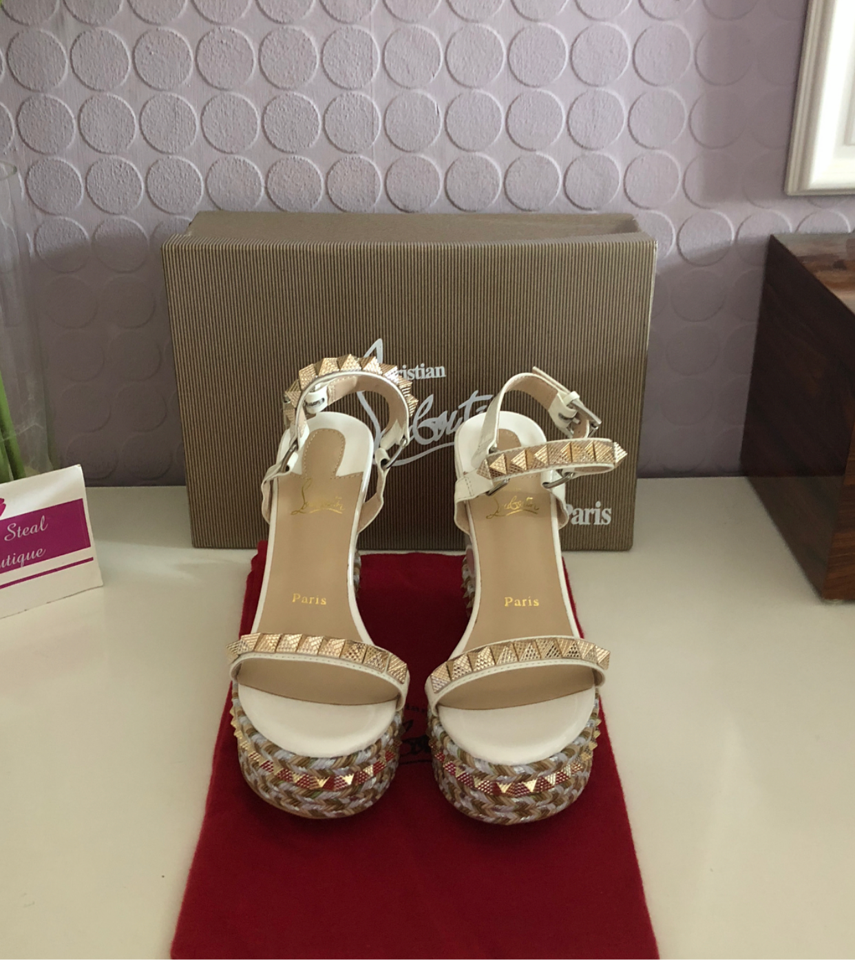 Stud Wedges