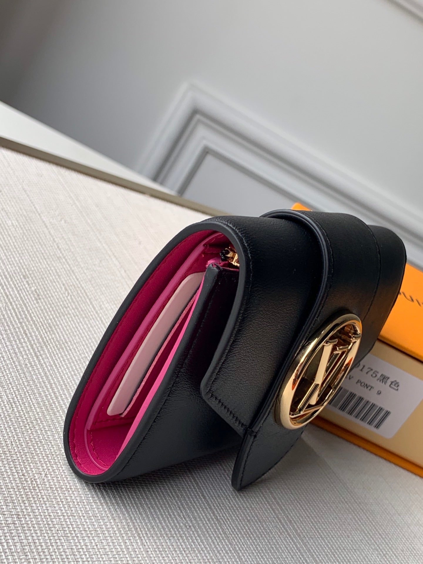 Pont 9 Wallet