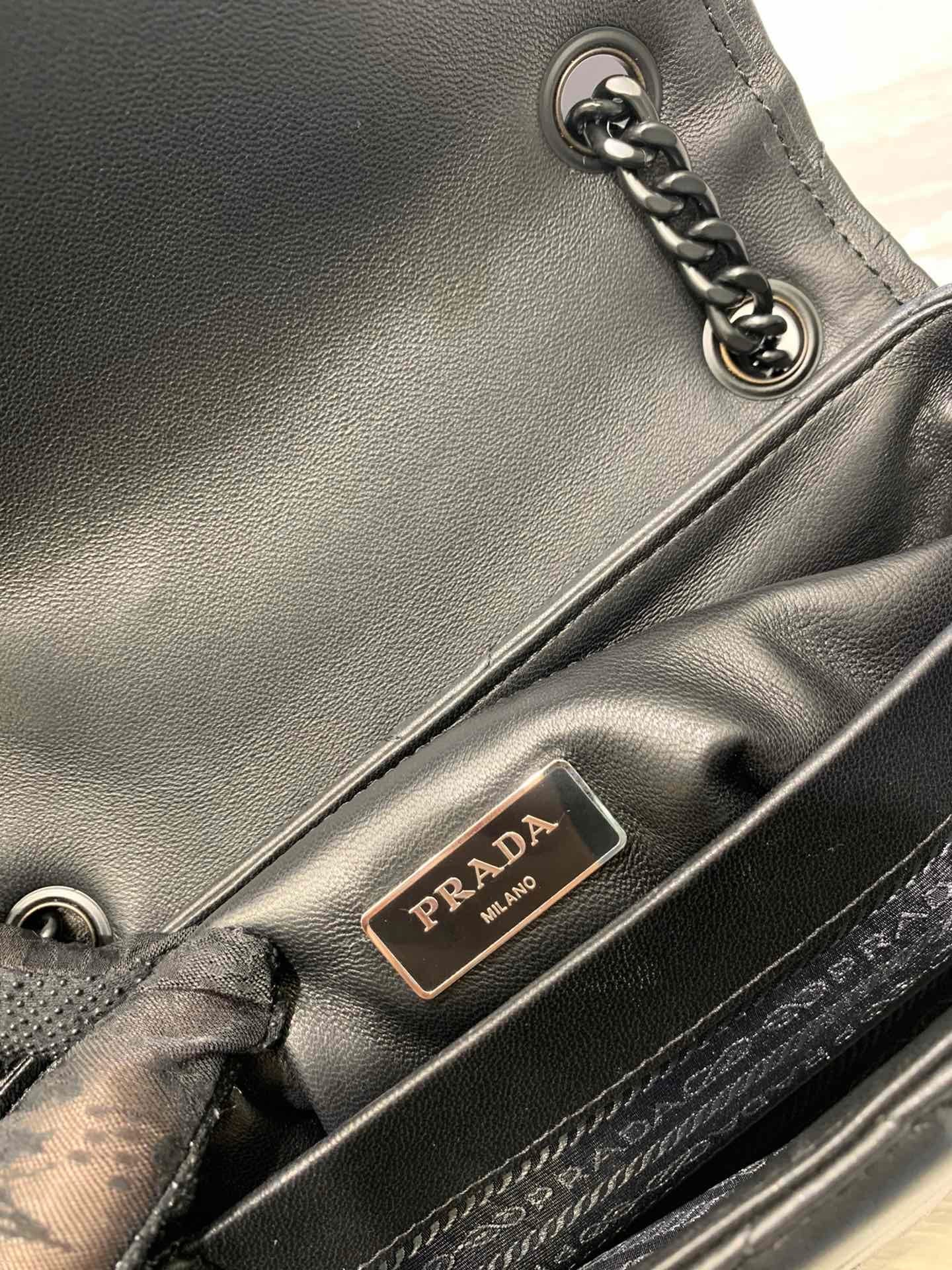 Spectrum Nappa Shoulder Bag