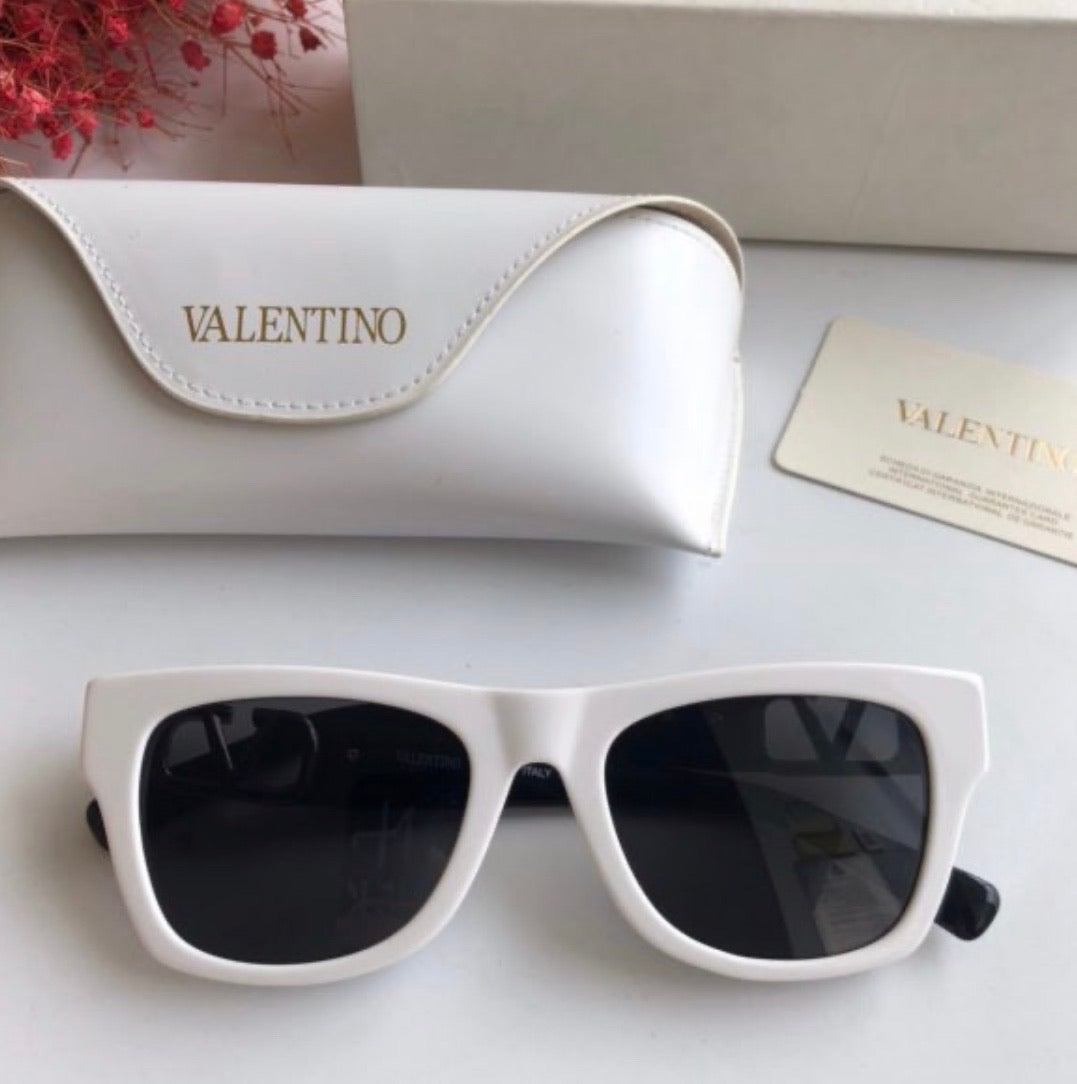 V Logo Sunglasses