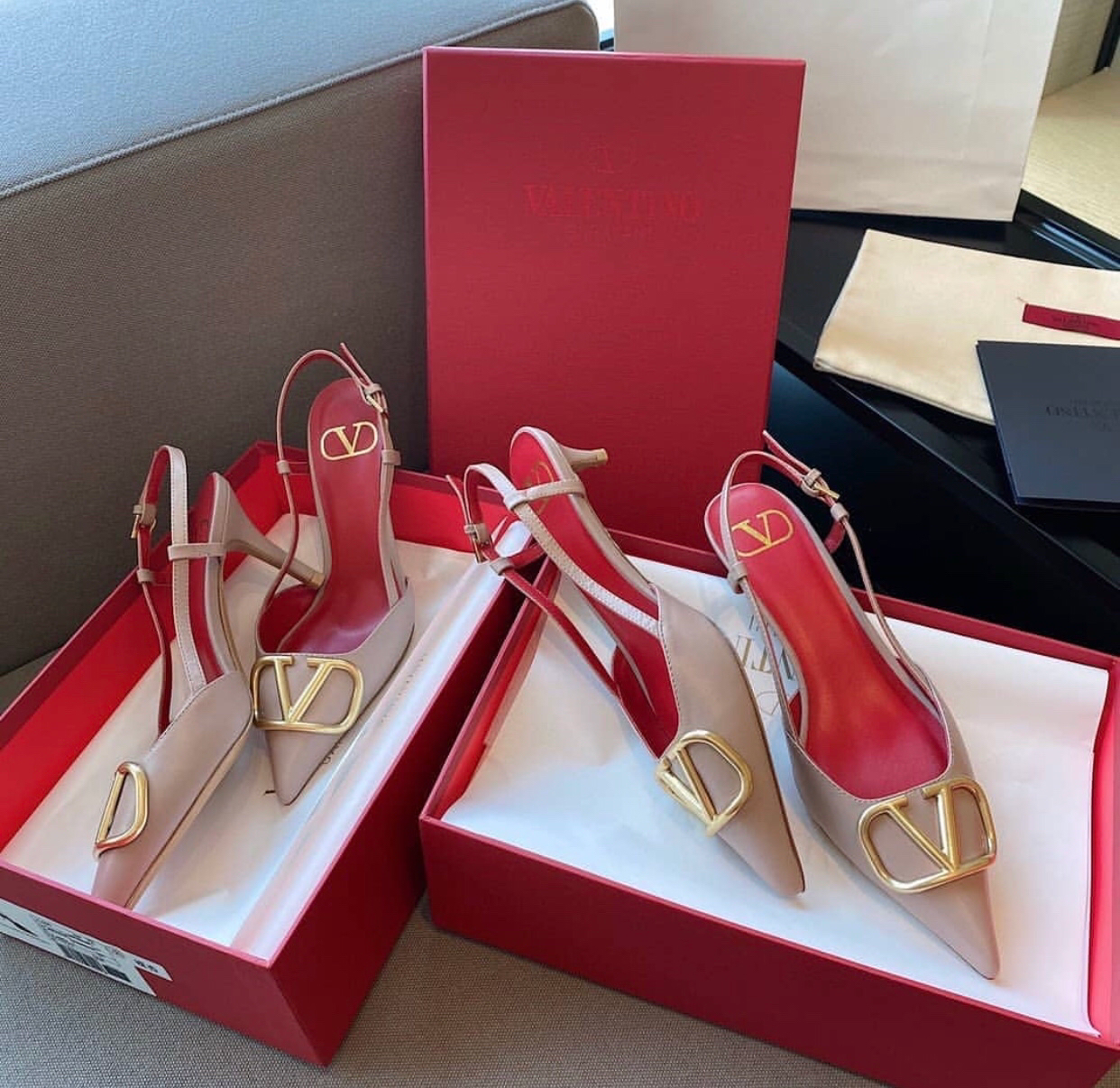 V Logo Slingback