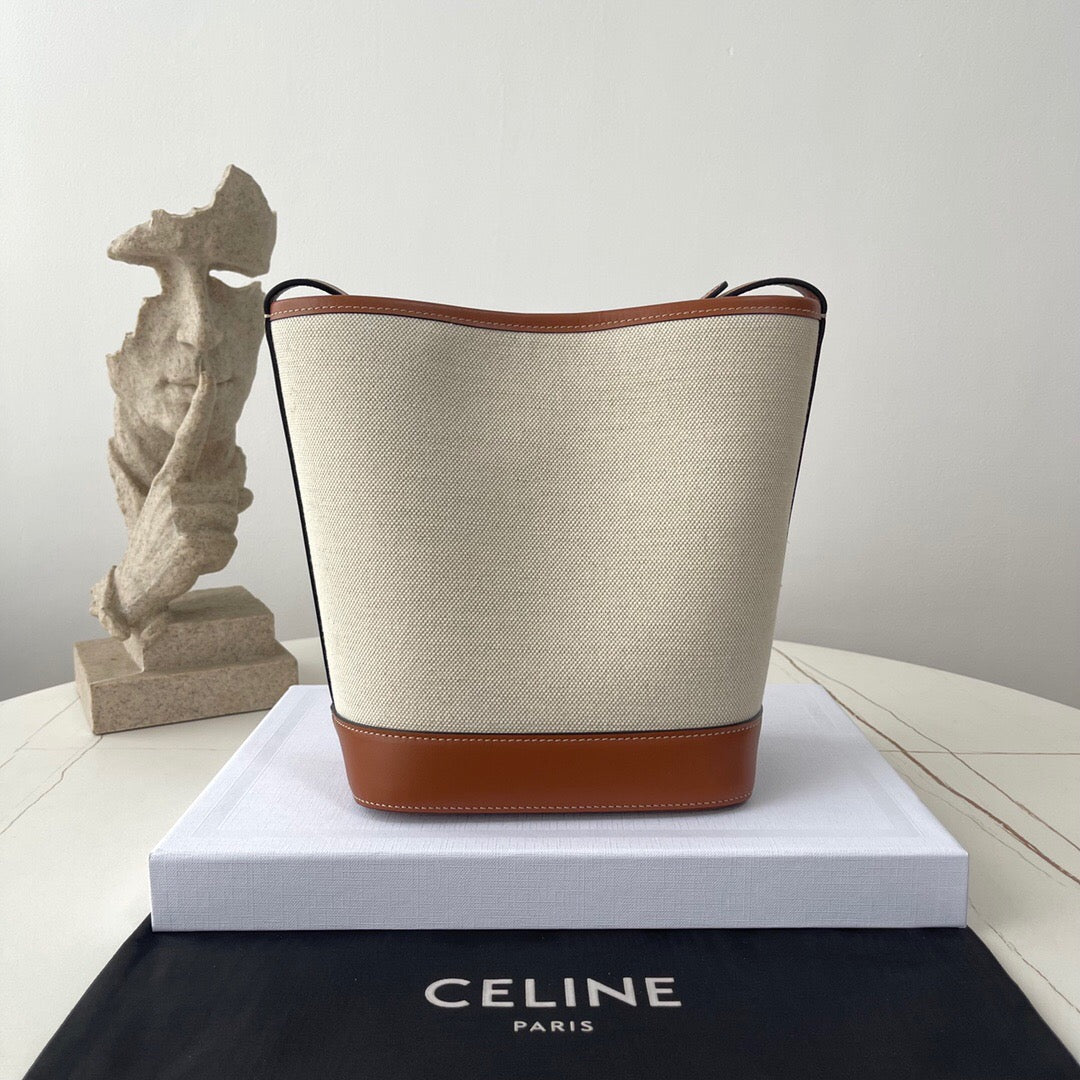 Triomphe Bucket Bag