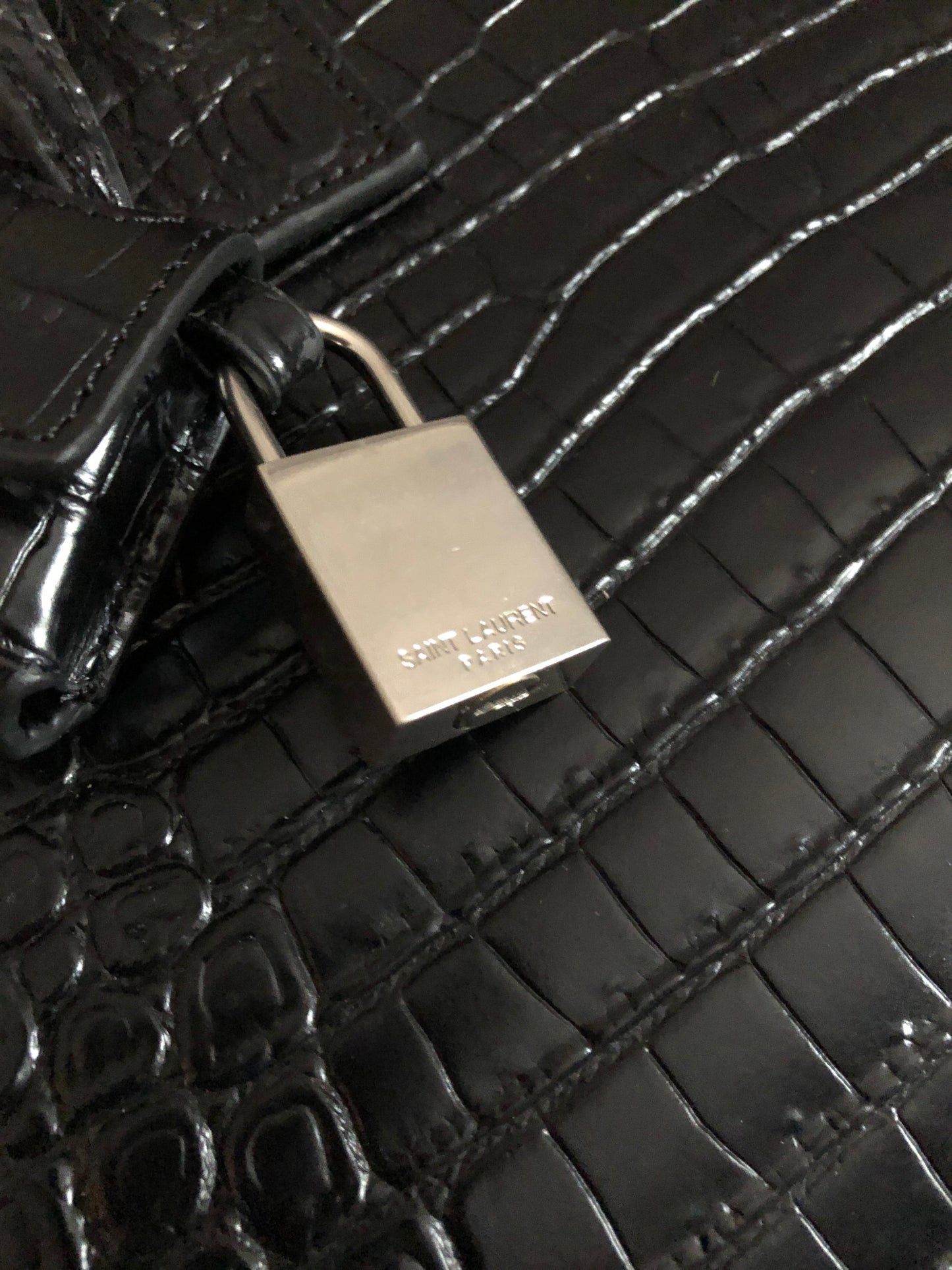 Sac De Jour Embossed