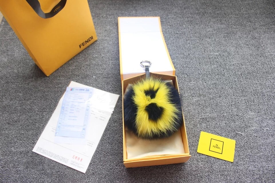 Initials Fur Pom
