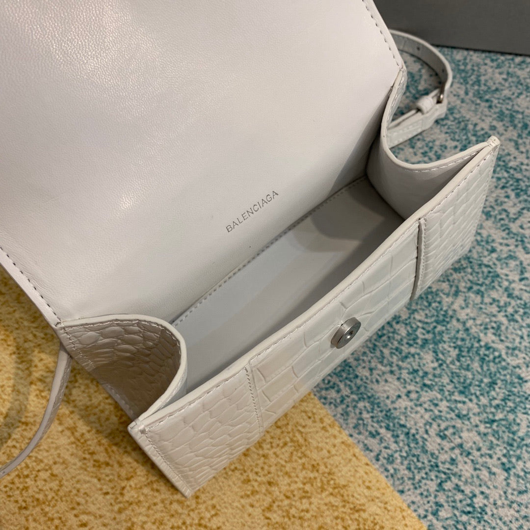 Hourglass XS Embossed