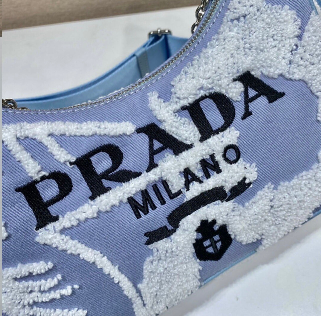 Re Edition Pochette