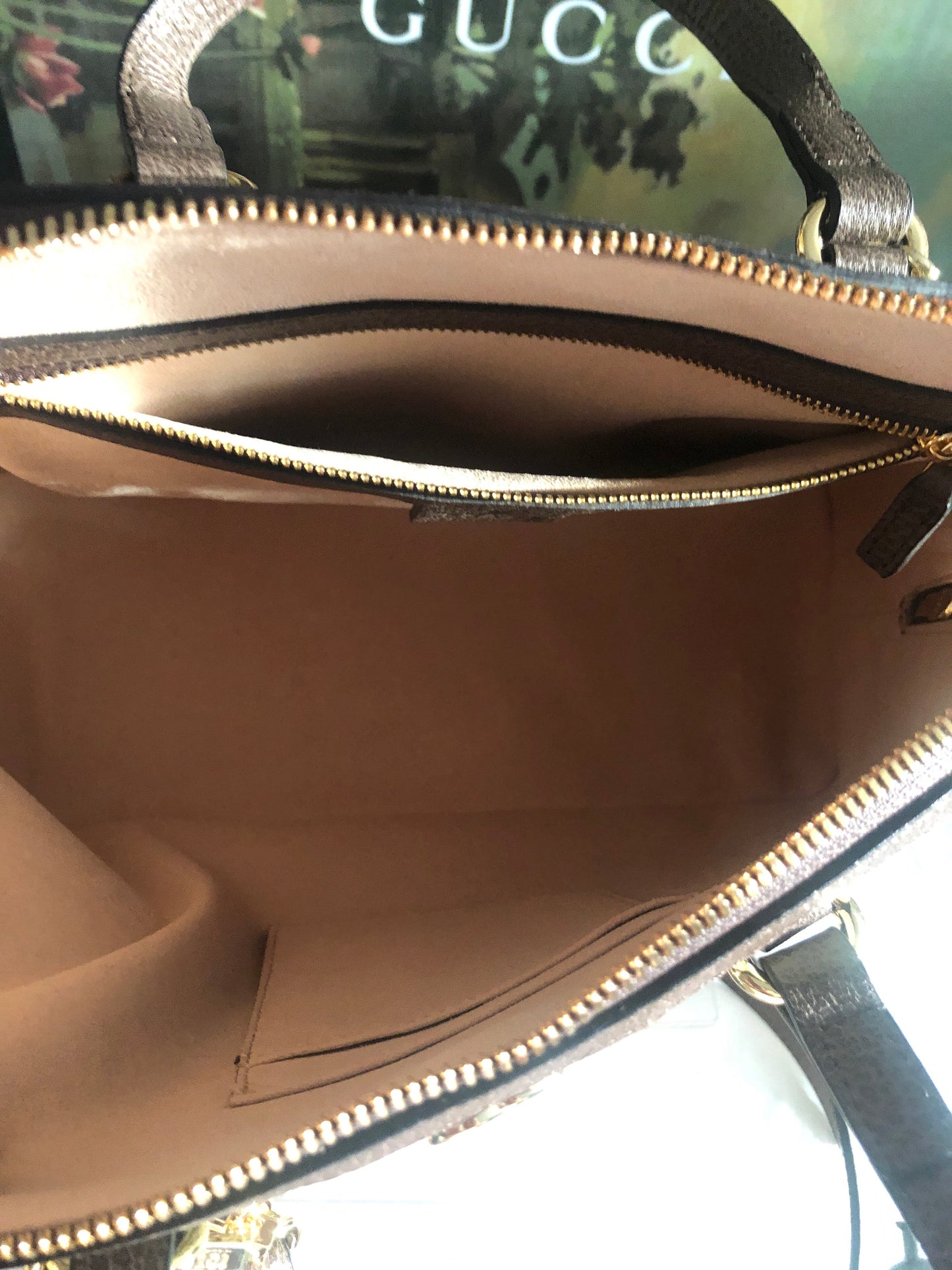 Ophidia Top Handle