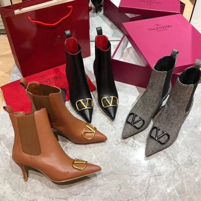 V Logo Ankle Boots