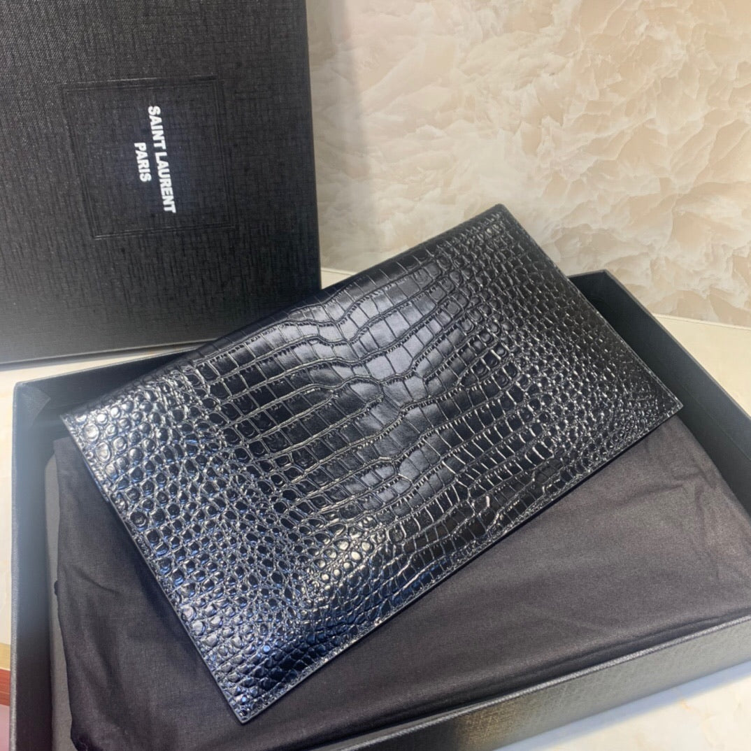 Logo Clutch