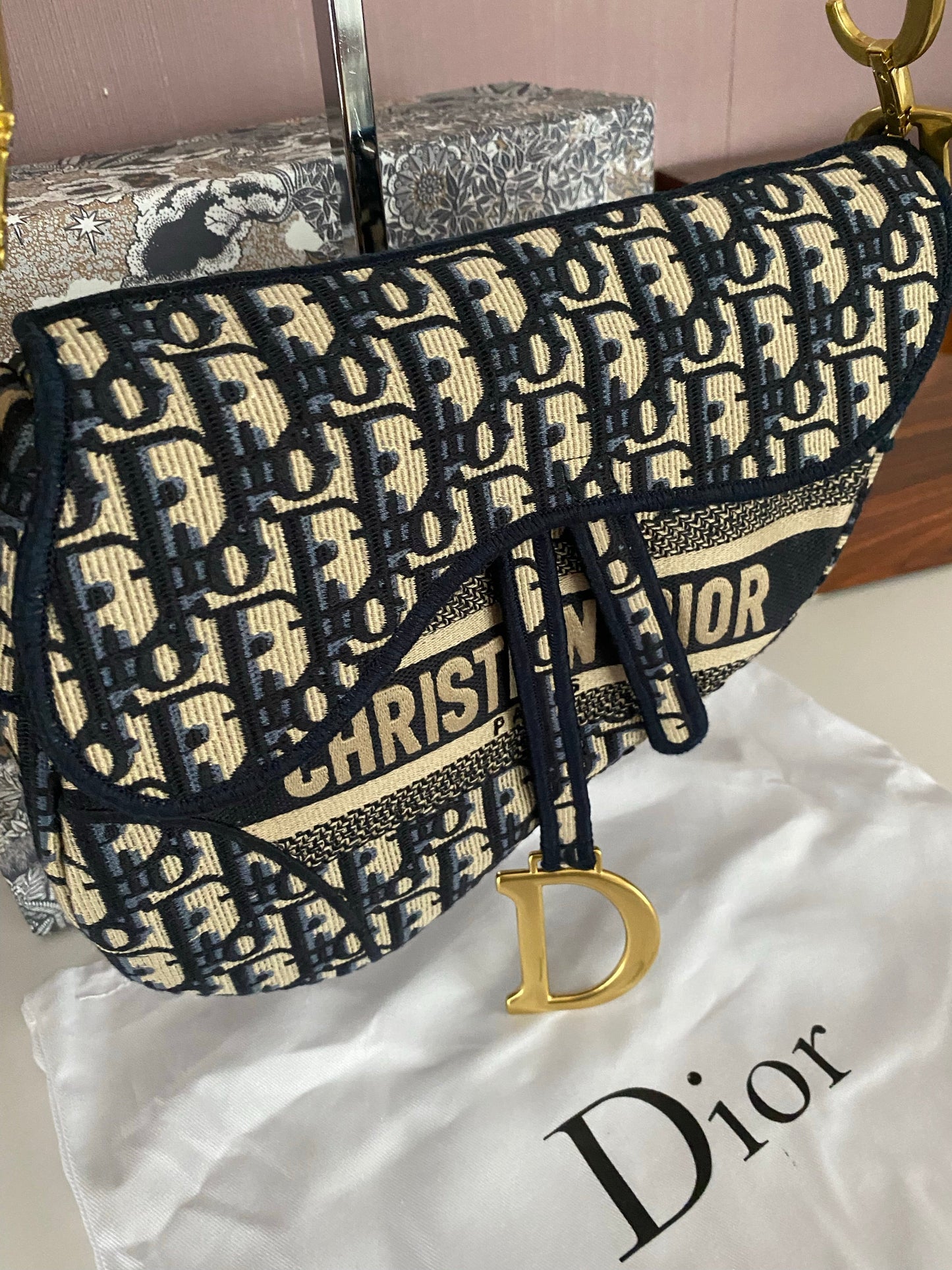 Saddle Bag Oblique