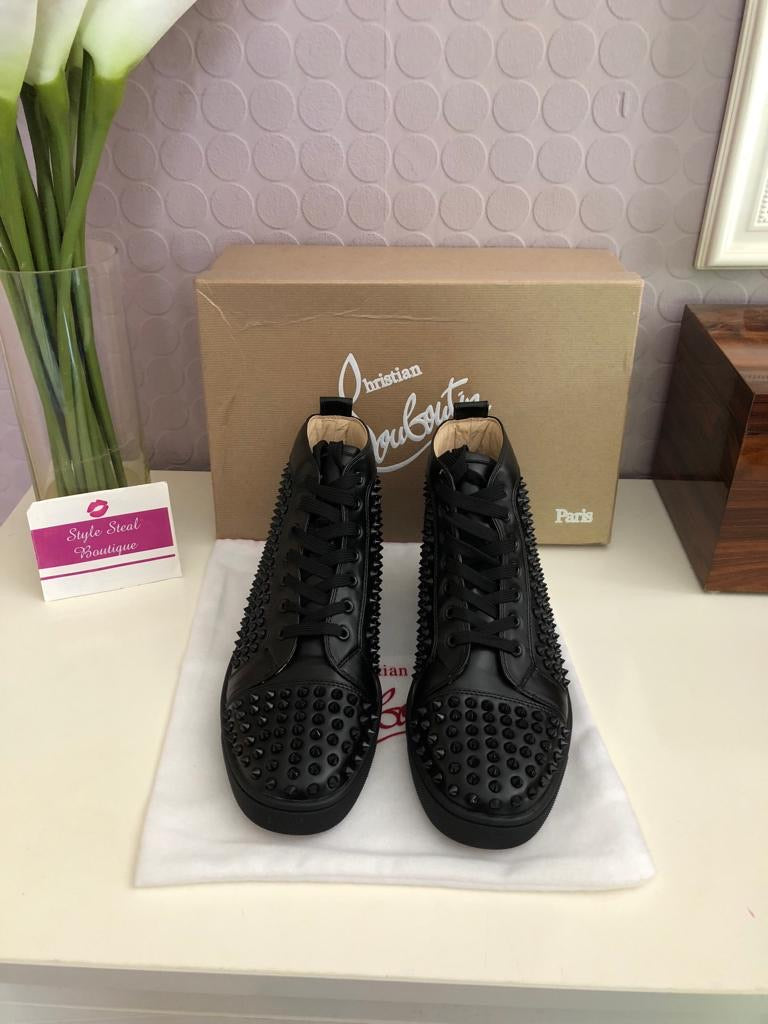 Louis Spikes Womens