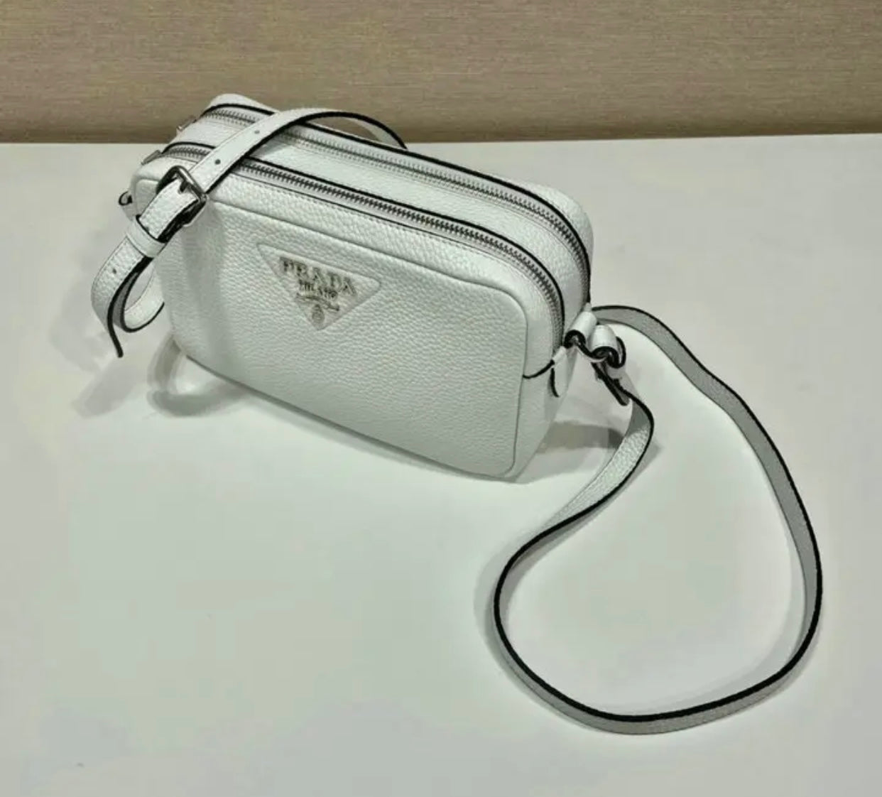 Medium Leather Bag