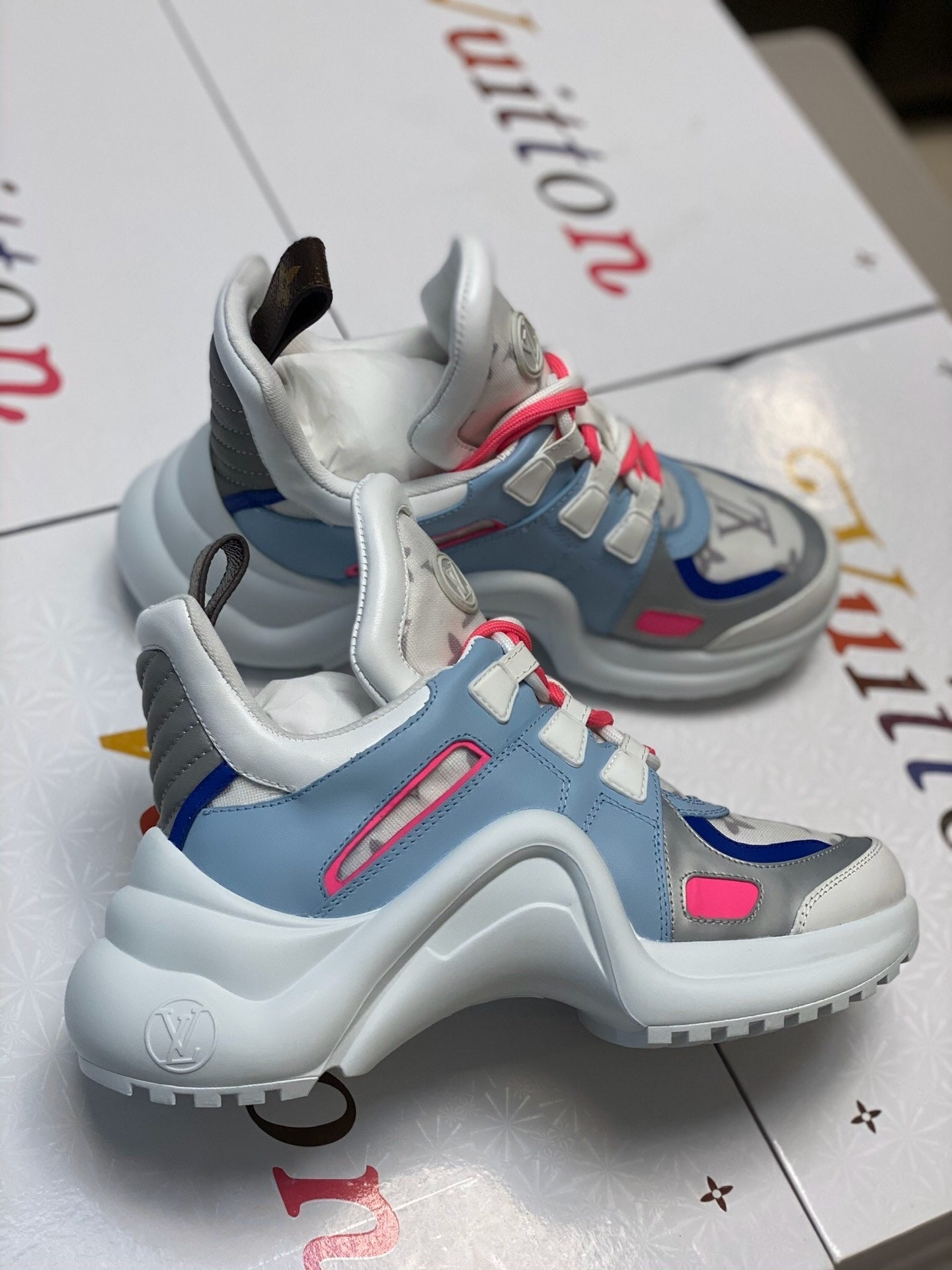 Archlight Sneaker