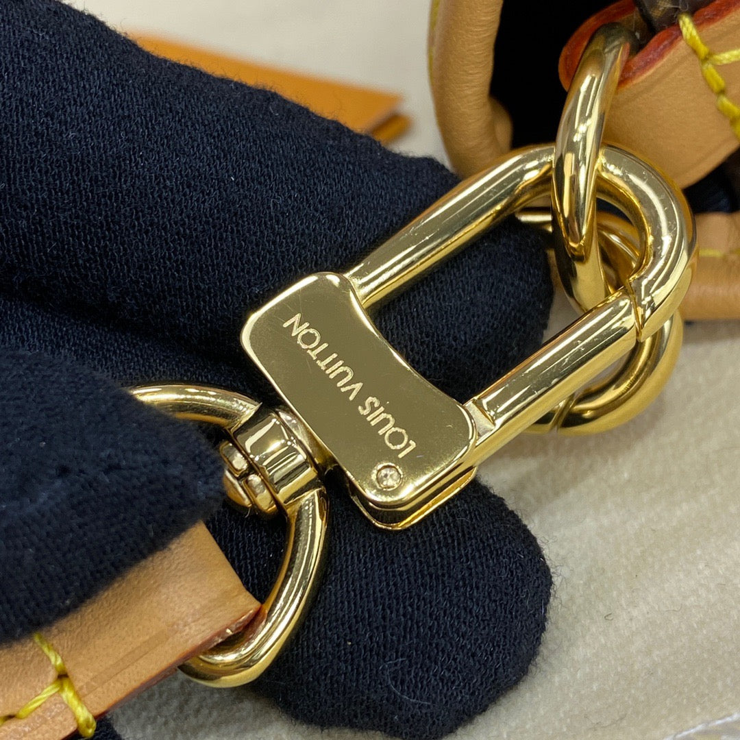 Diane Satchel