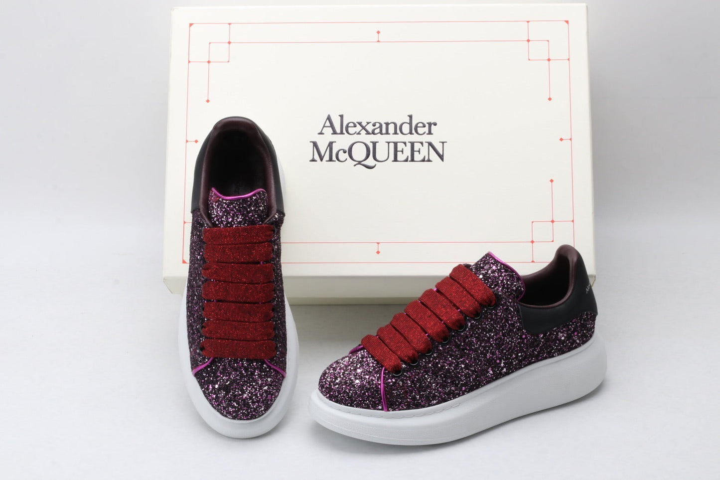 Oversized Sneaker Glitter