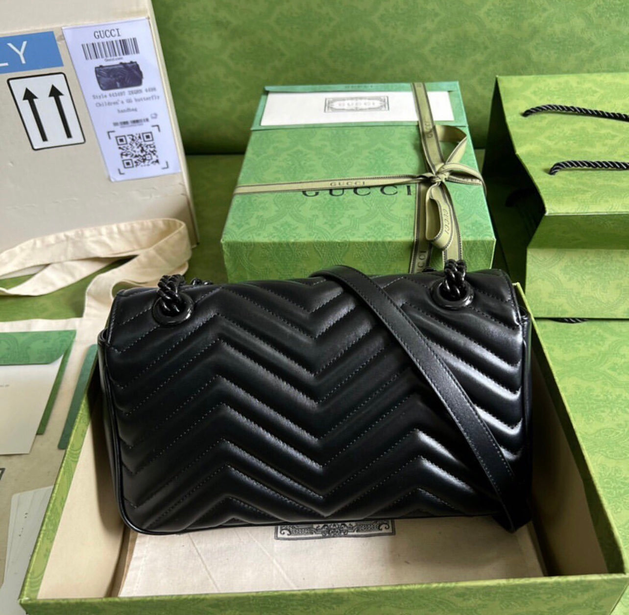 Marmont Small Shoulder Bag