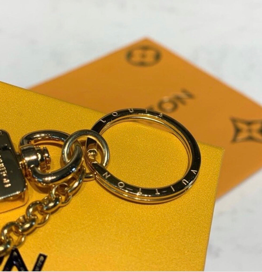 Flower Finesse Bag Charm/Keychain