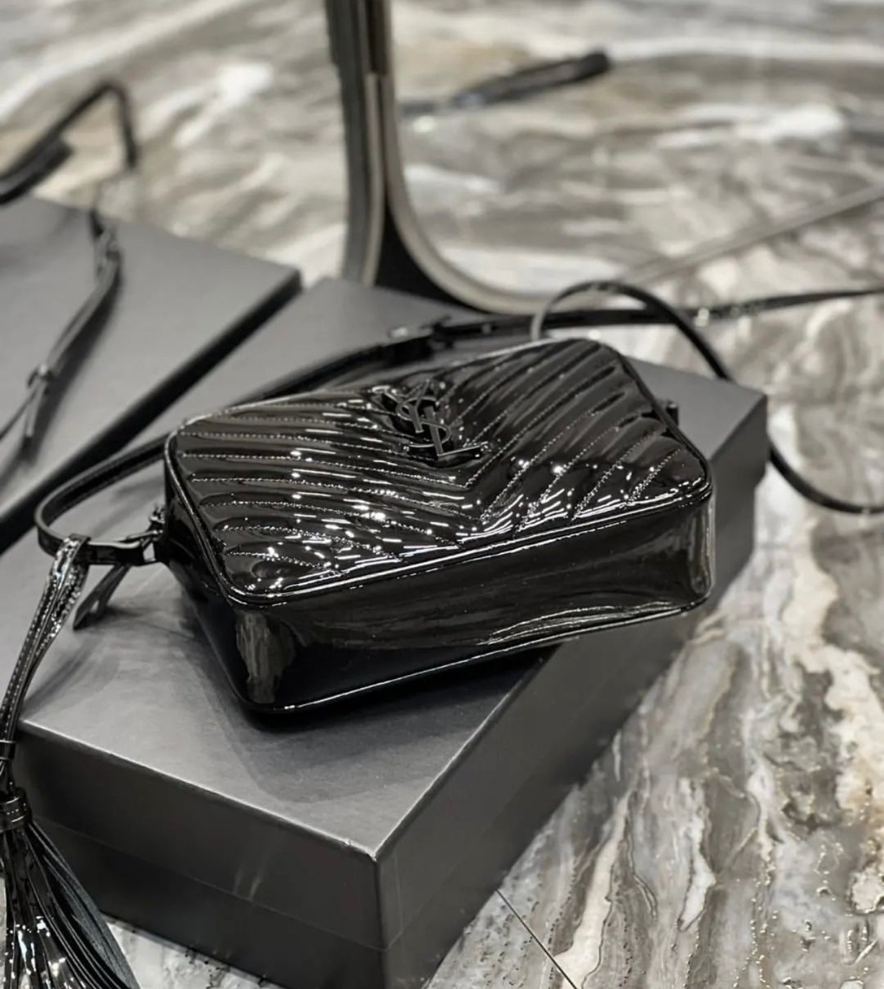 Patent Lou Camera Bag