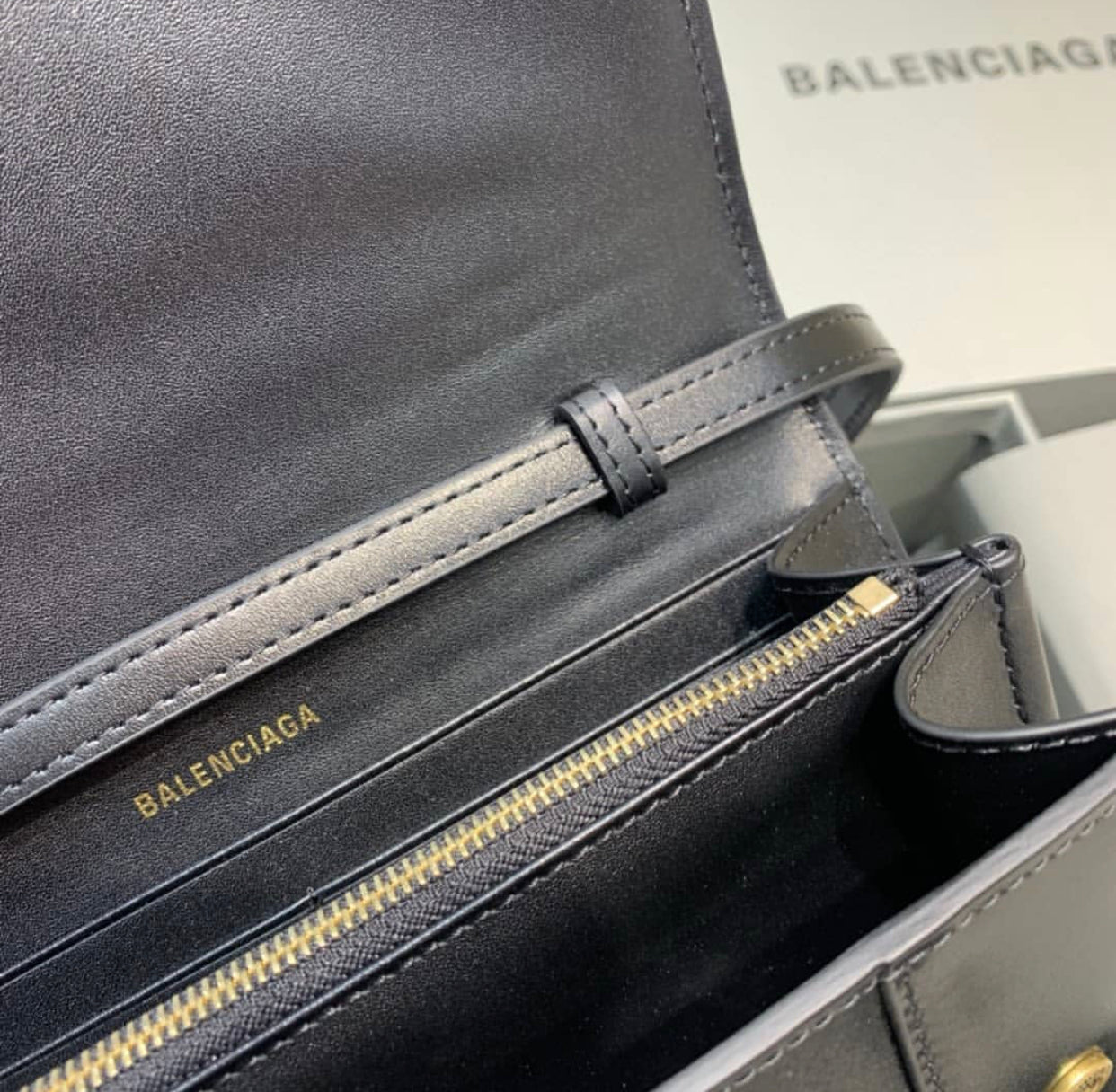 Hourglass Belt Bag