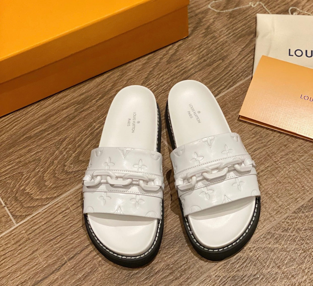 Chain Slides