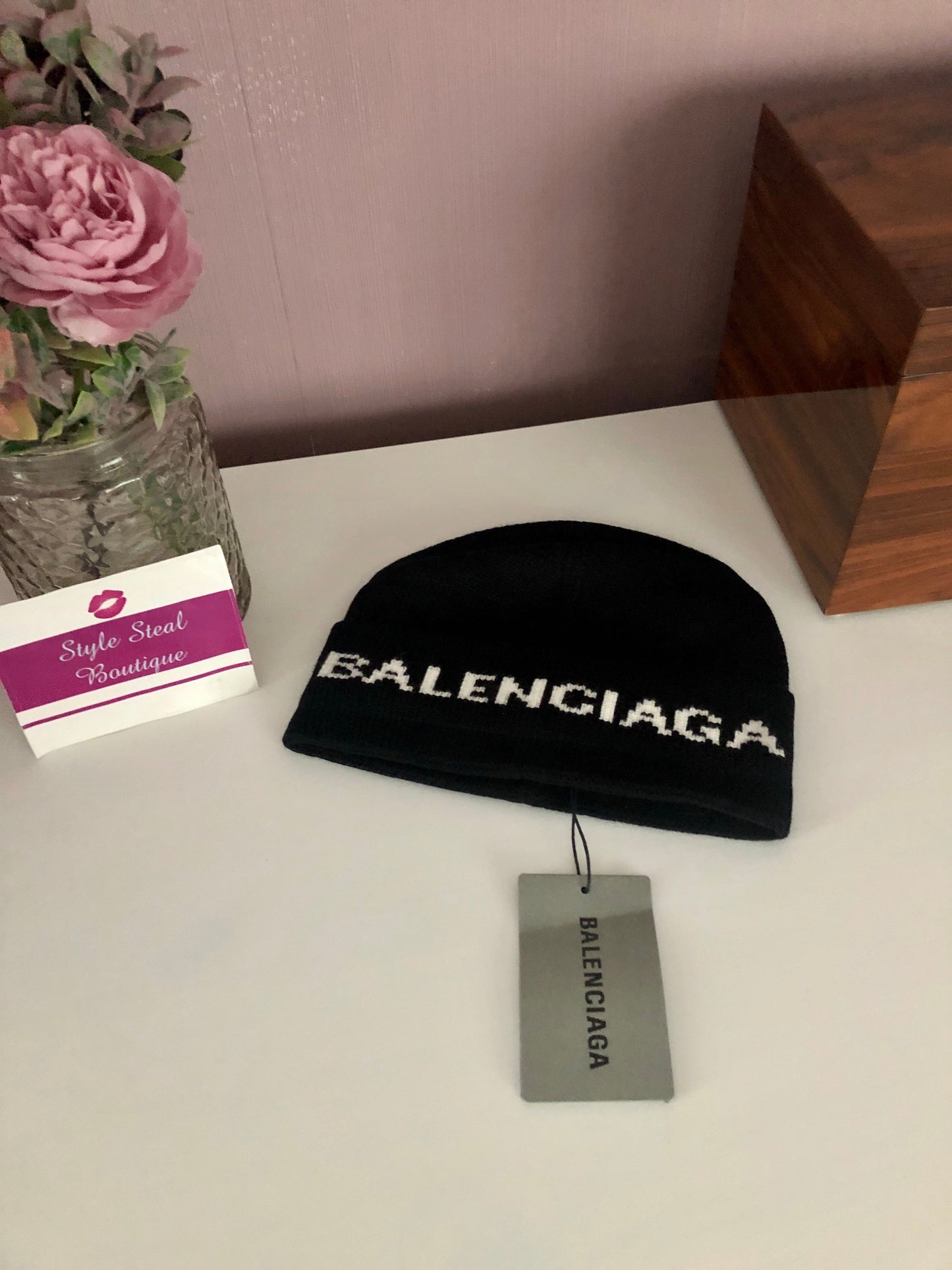 Logo Hat