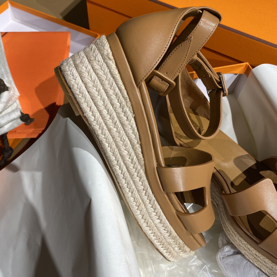 Elda Wedges