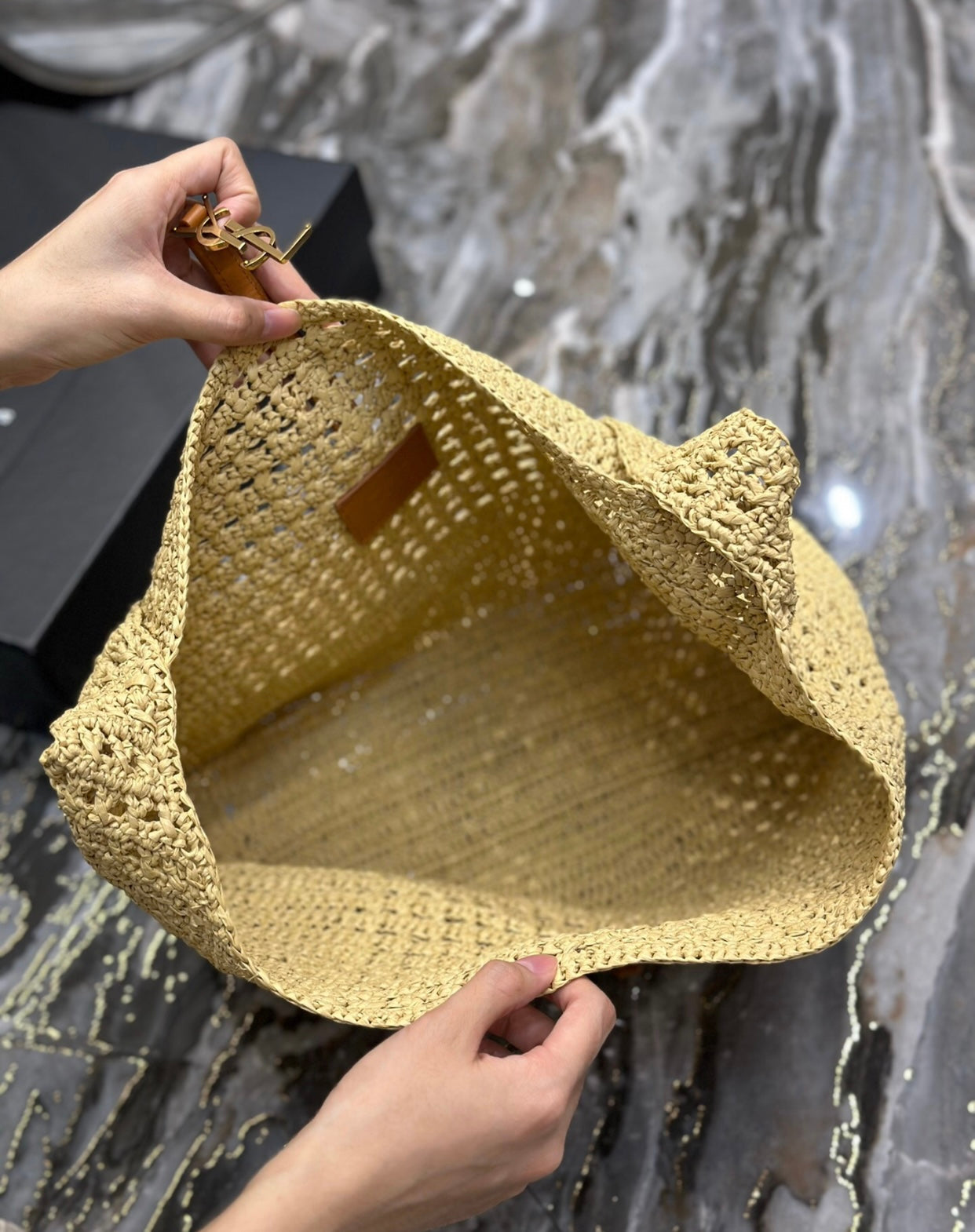 Hobo Raffia
