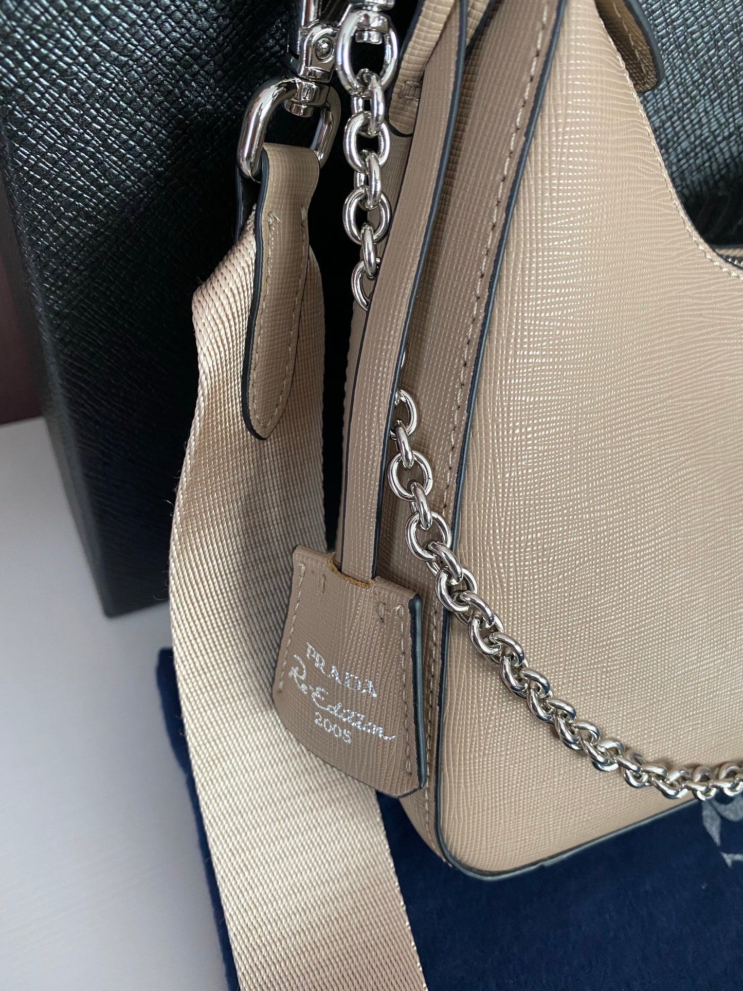 Re Edition Leather Bag