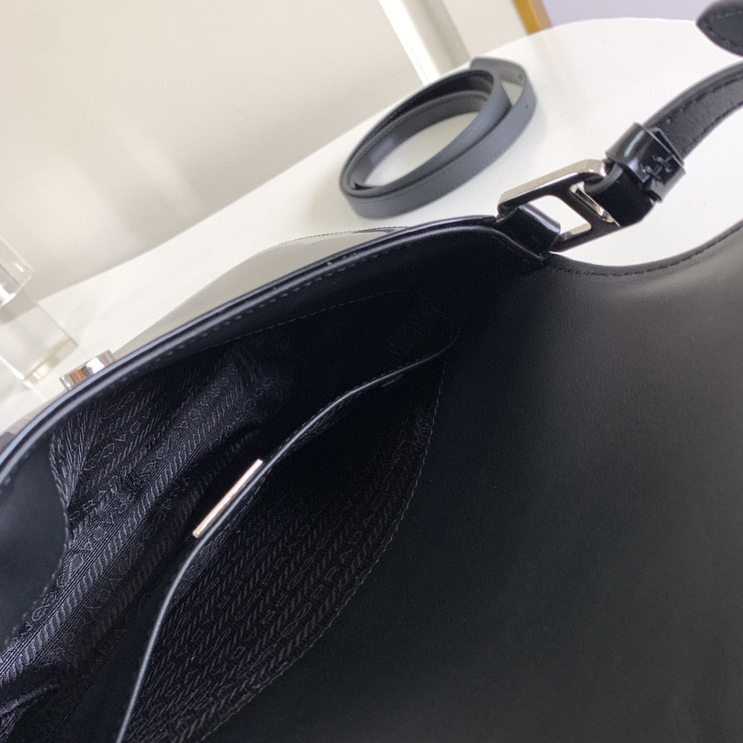 Cleo Bag