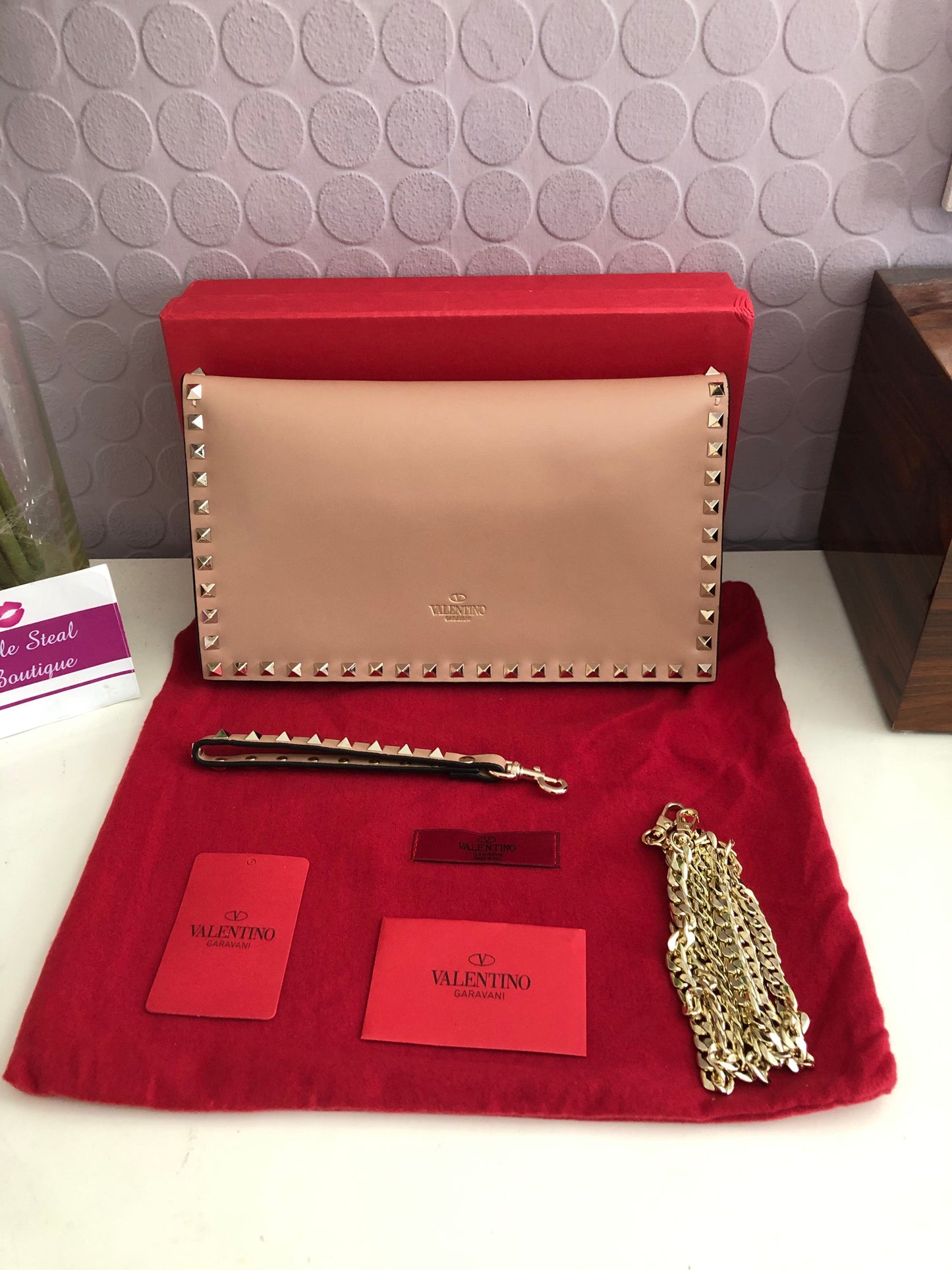 Rockstud Clutch
