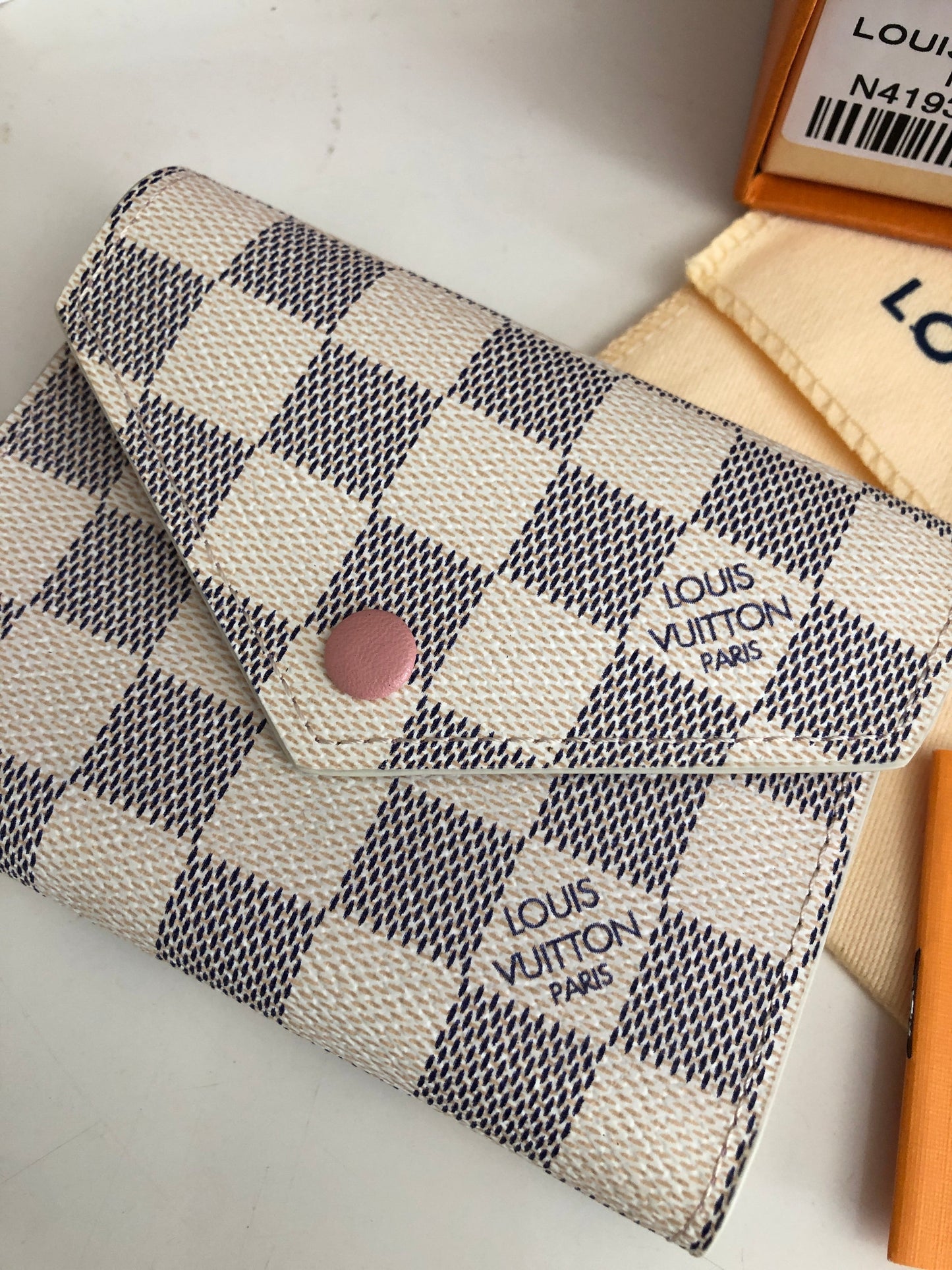 Victorine Wallet