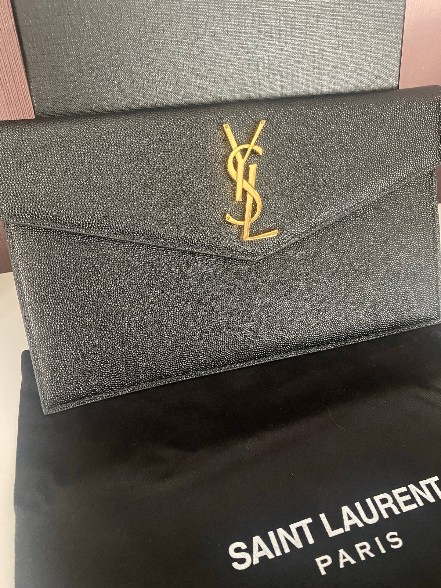 Logo Clutch