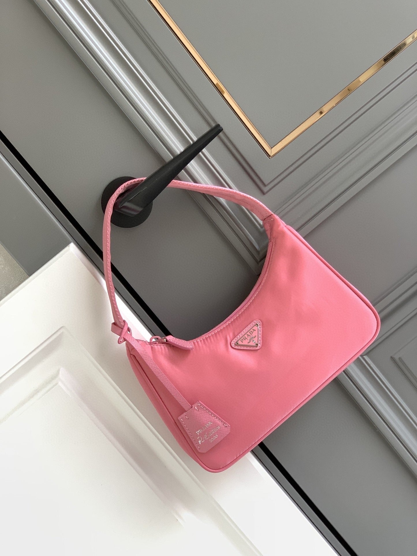 Re Edition Shoulder Bag