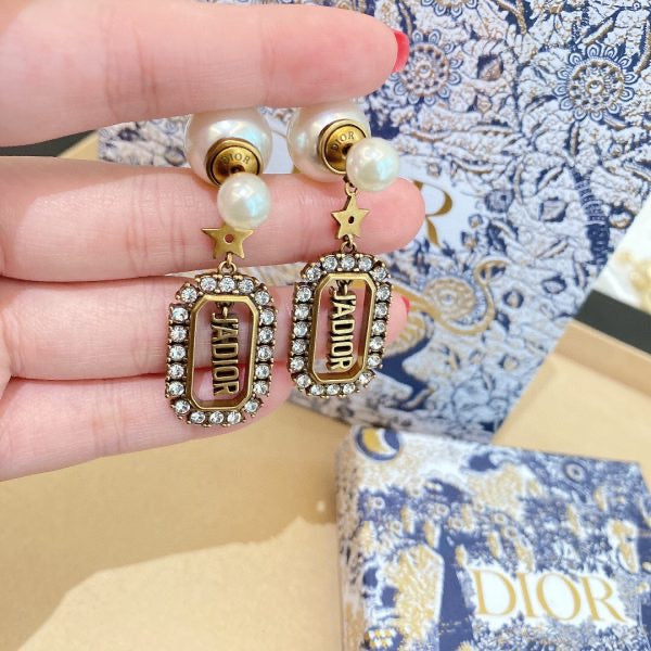 CD Pearl Earrings