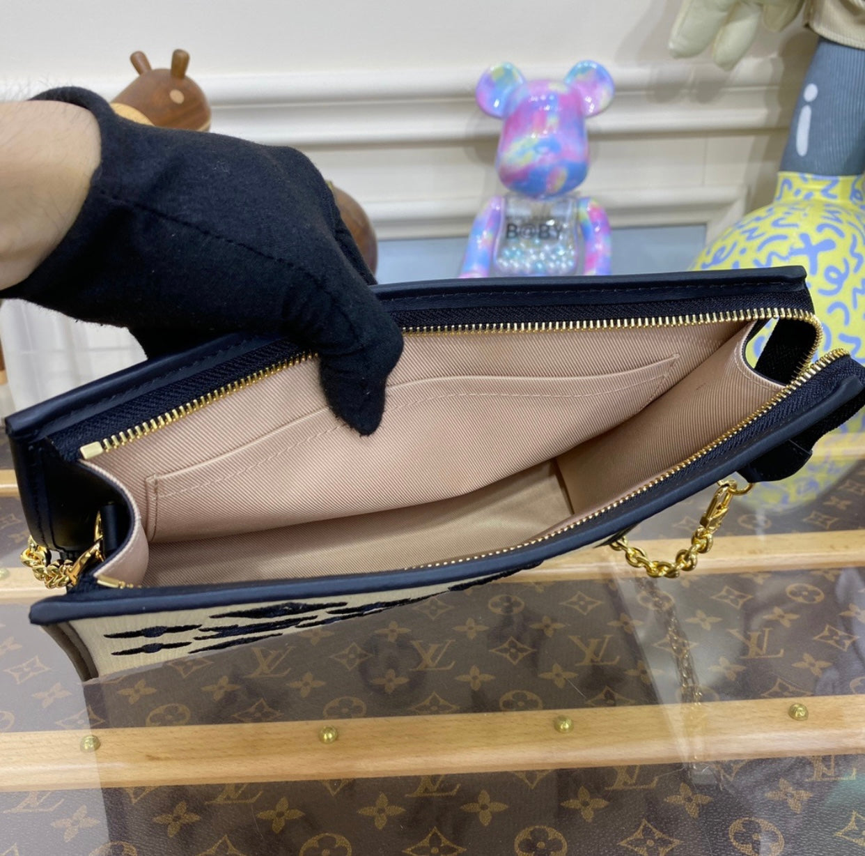 Pouch on Chain