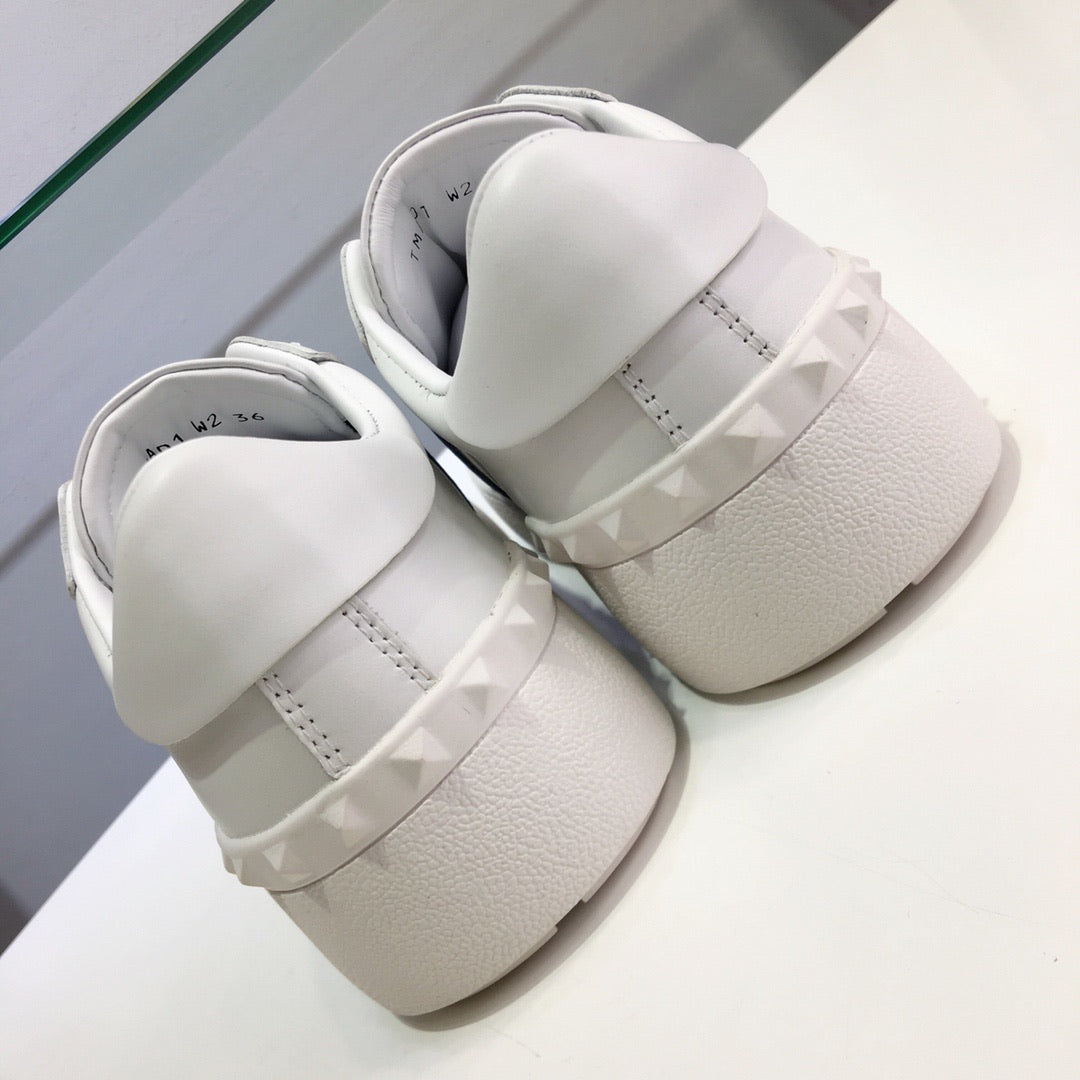 Open Sneaker