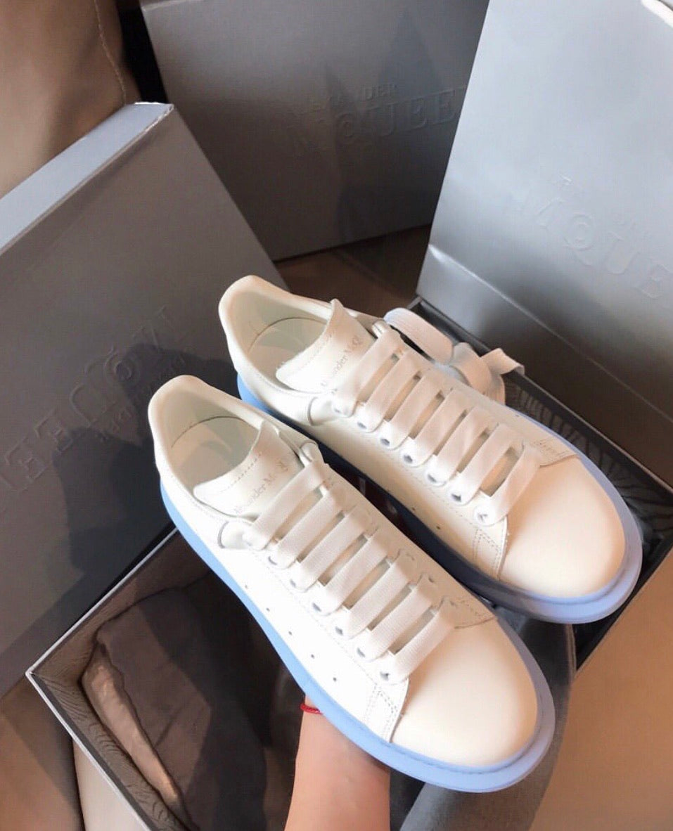 Oversized Sneaker