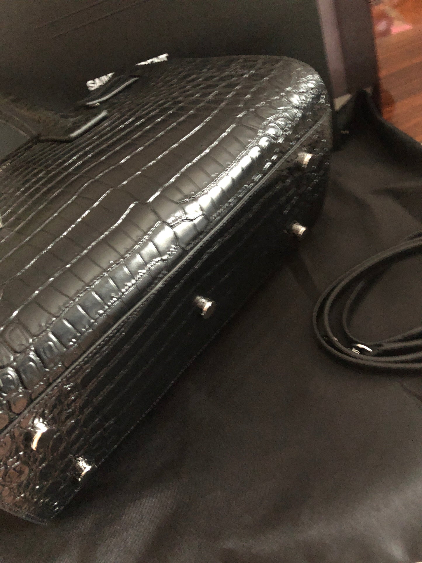 Sac De Jour Embossed