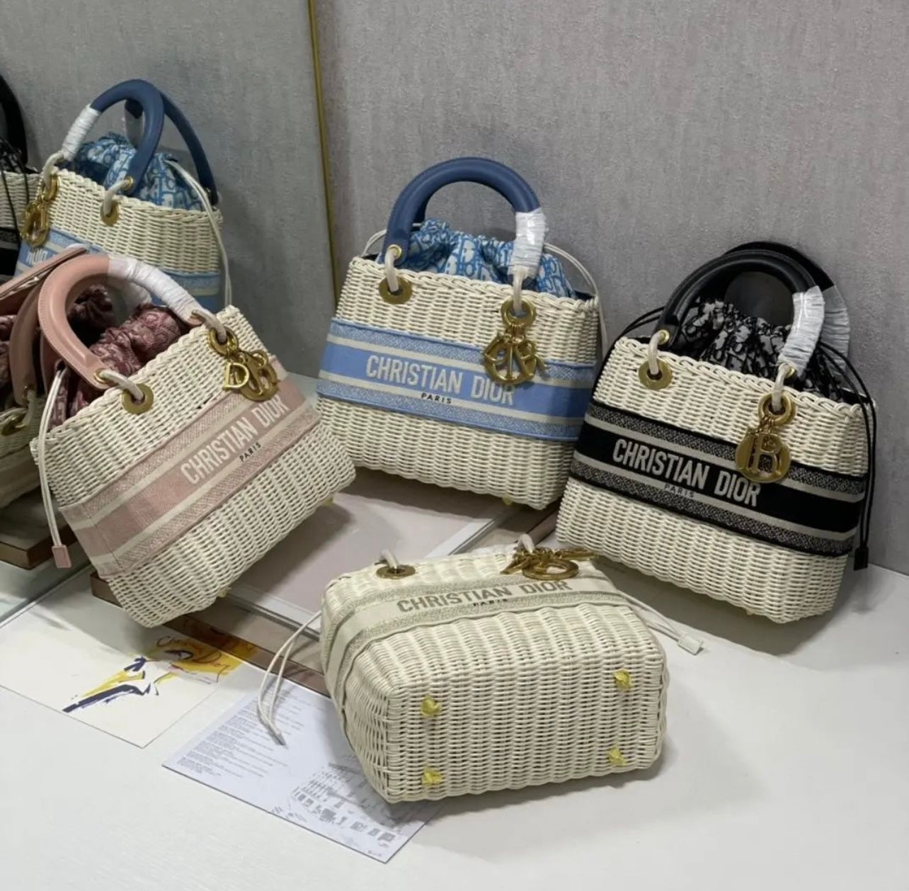Medium Lady D Wicker