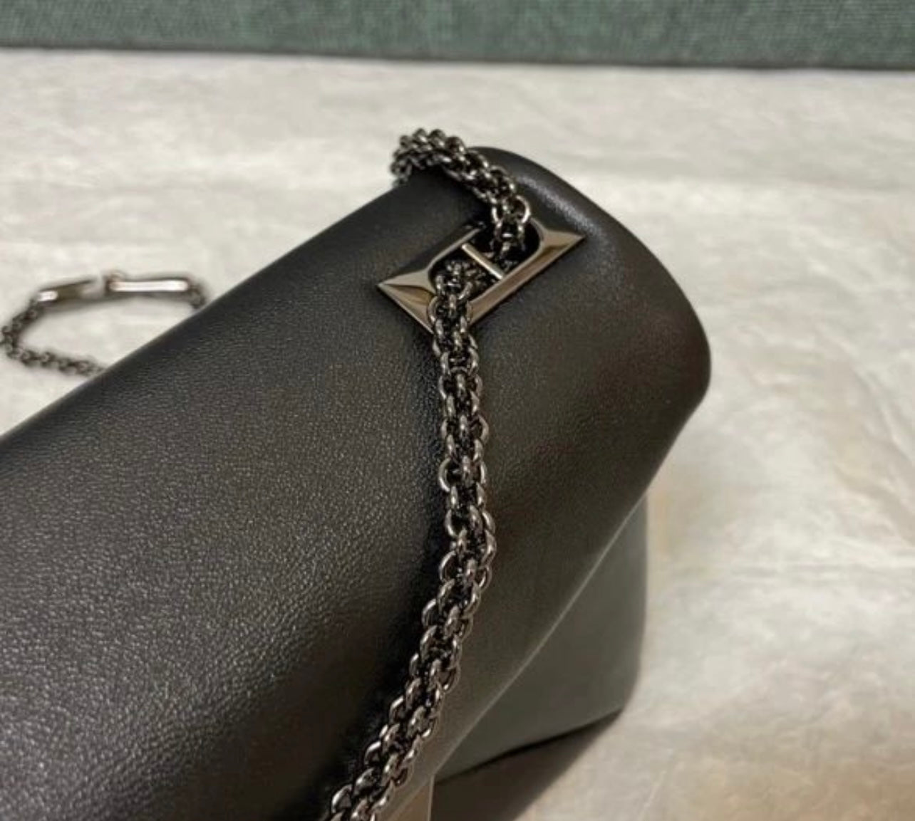 One Stud Chain Bag