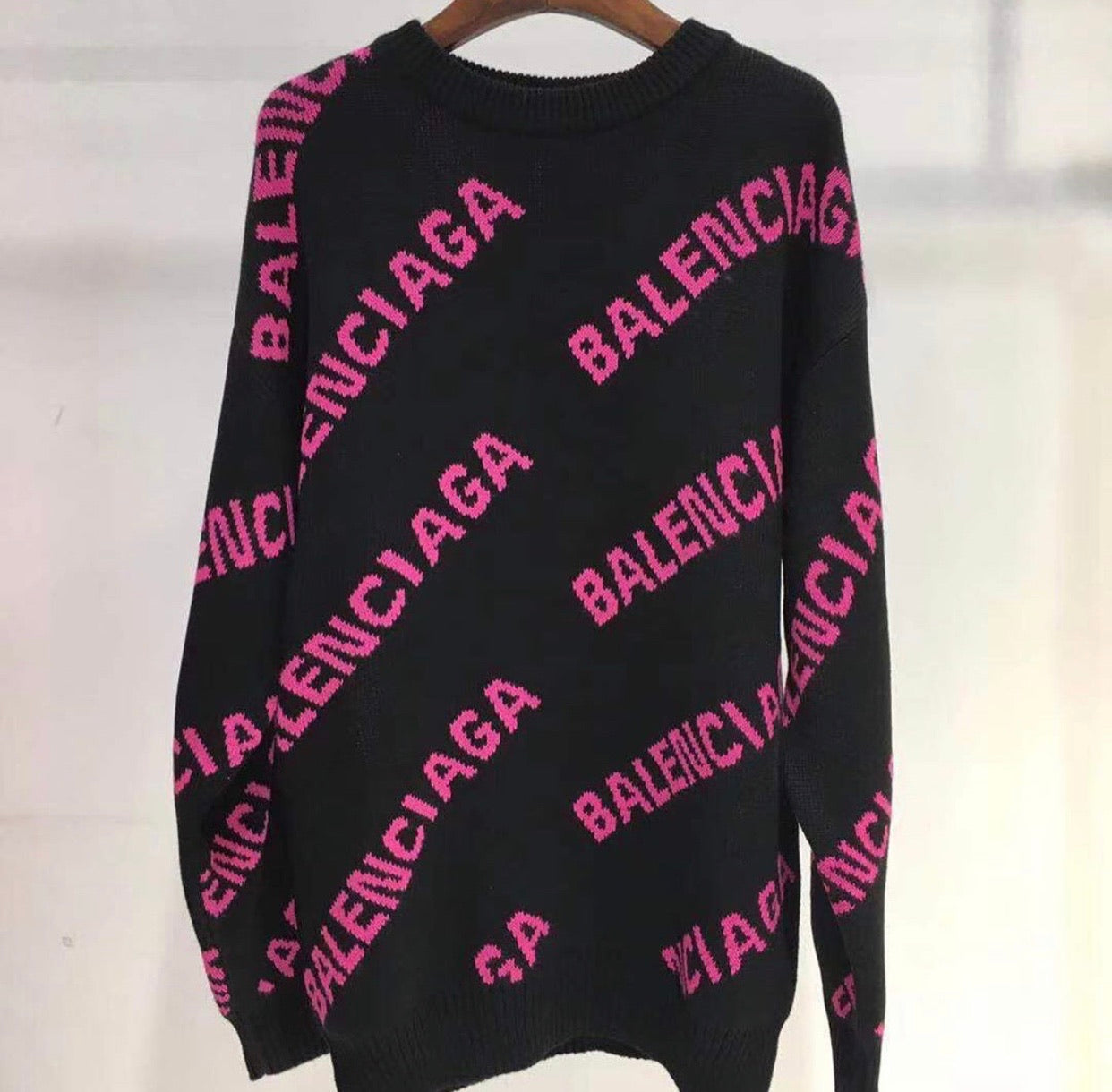 Logo Jumper