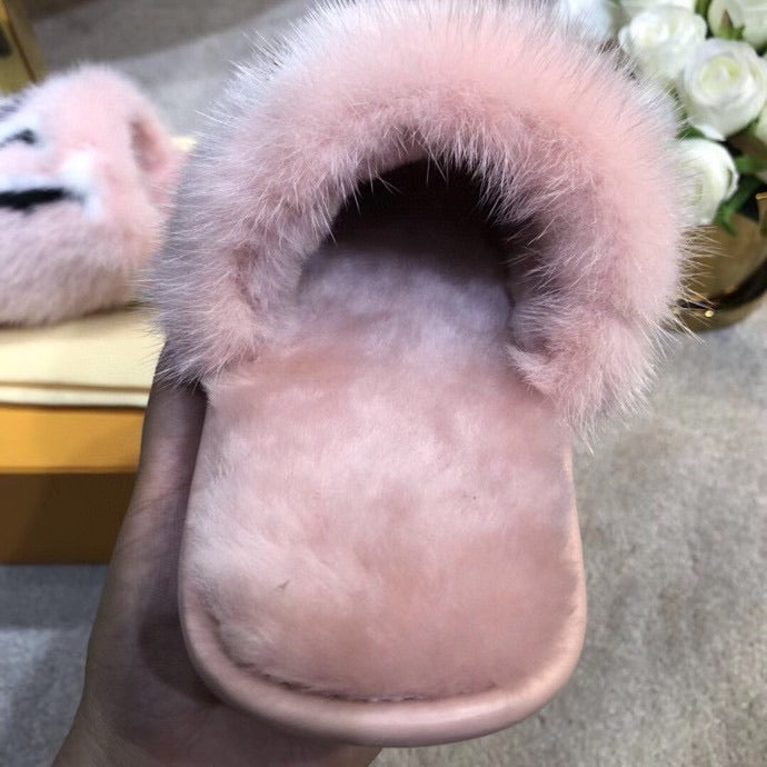Homey Slippers