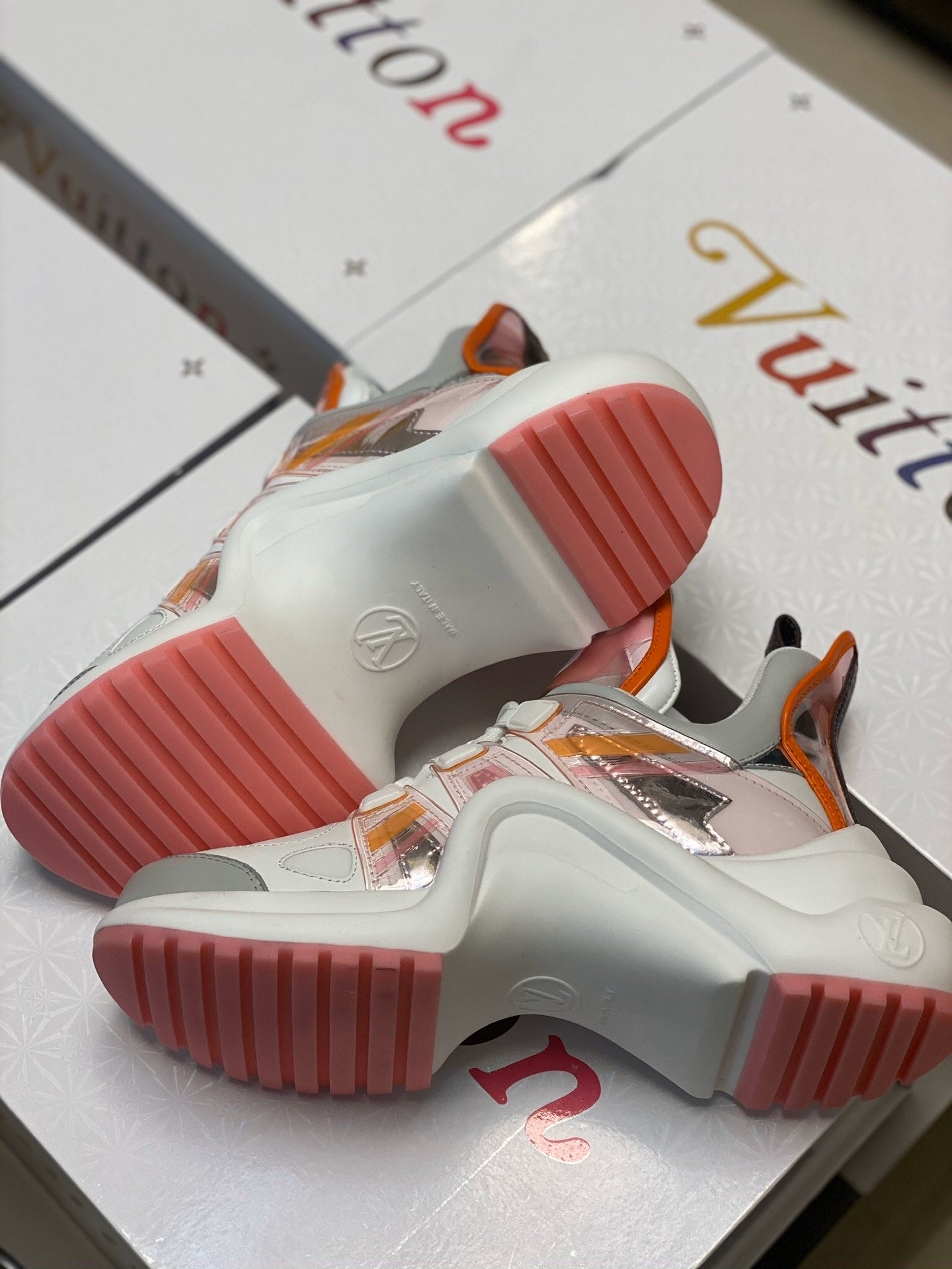 Archlight Sneaker
