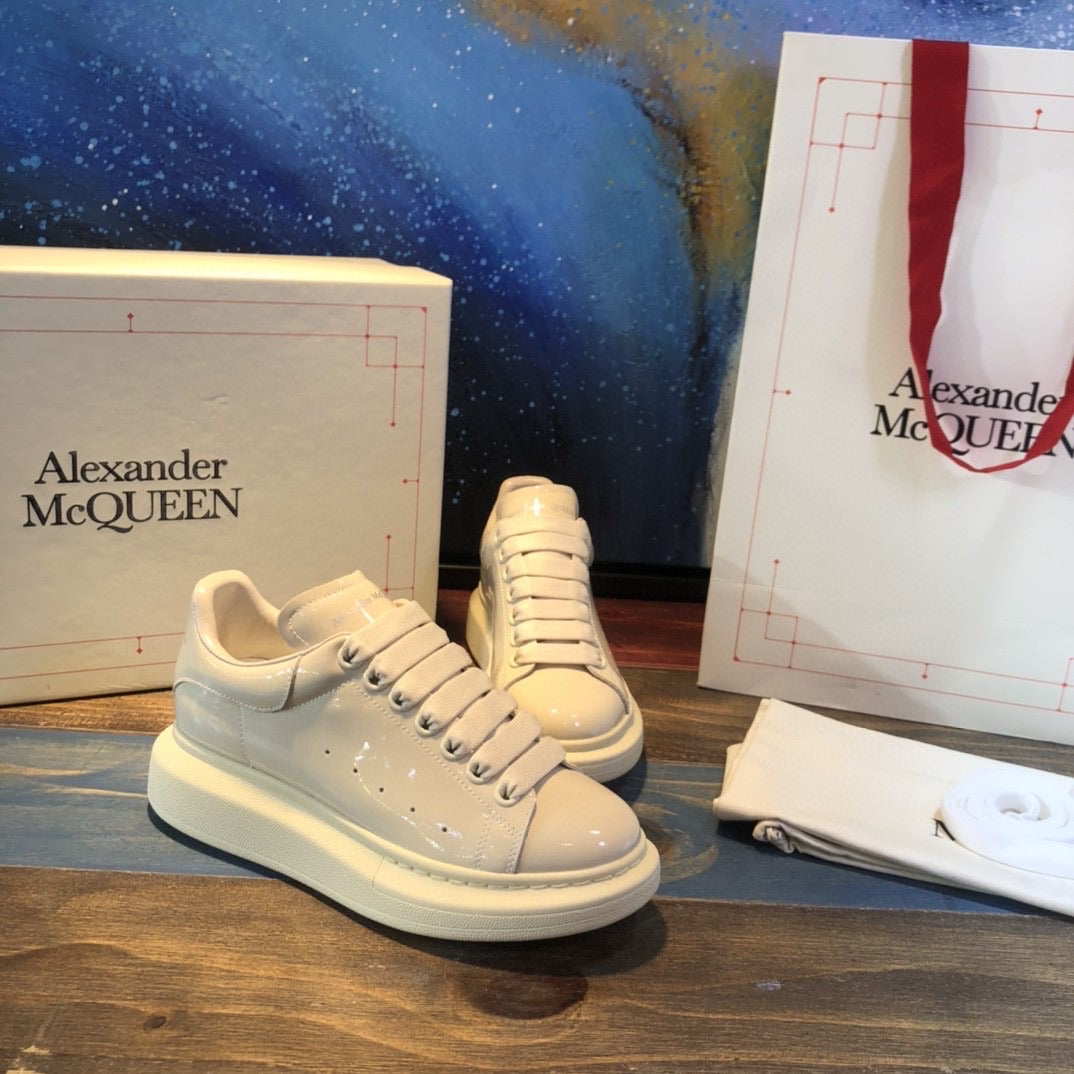 Oversized Sneaker Patent Ladies